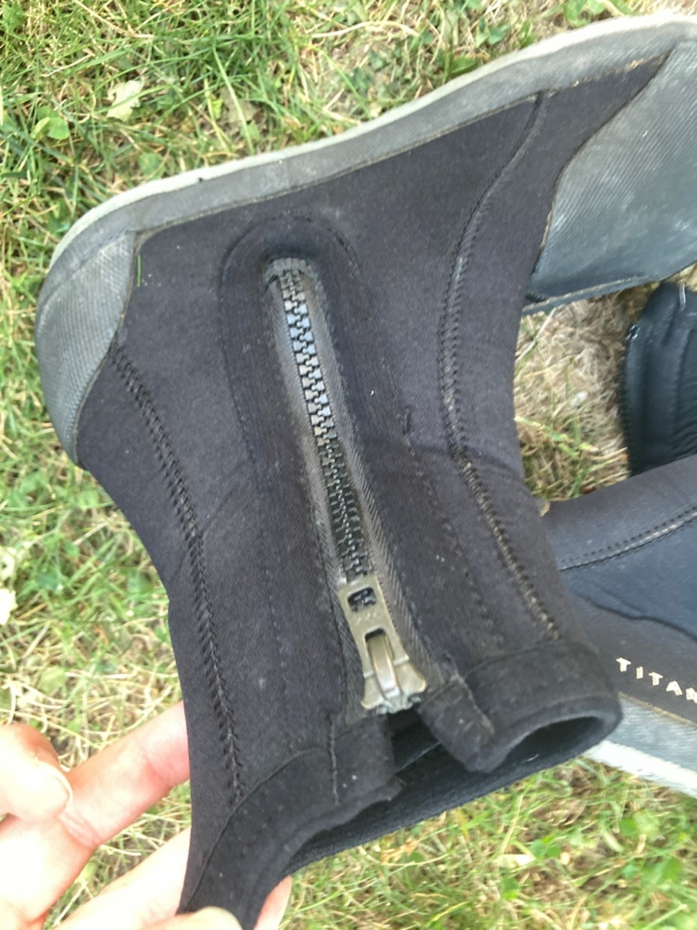 Titanium 7 Dive Boot - Picture 3 of 7